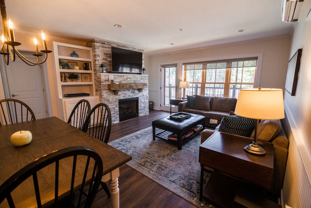 Condo, 3 Bedrooms, Mountainside (1205)