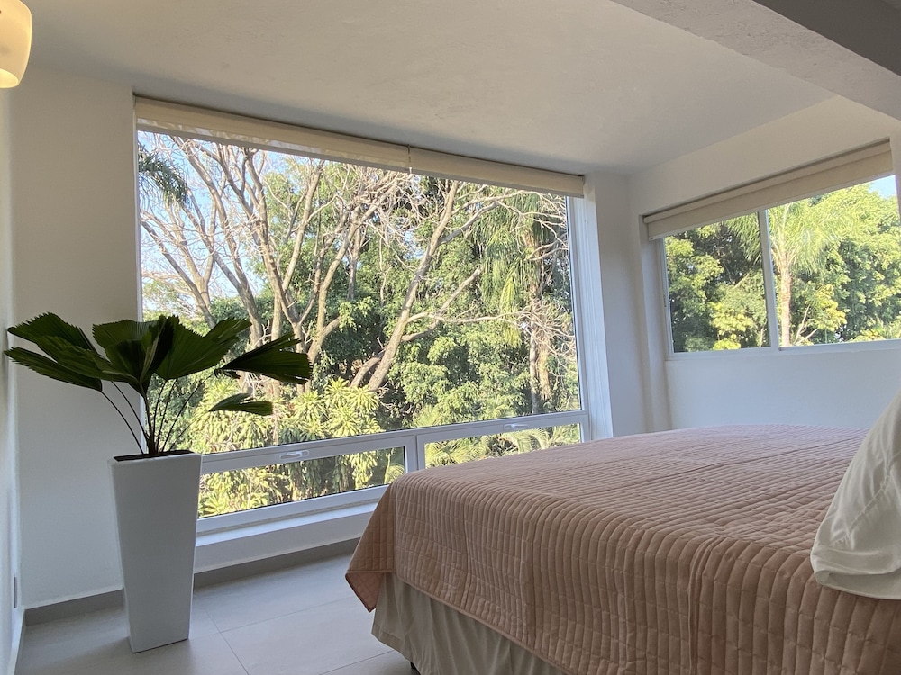 Grand Room photo 2