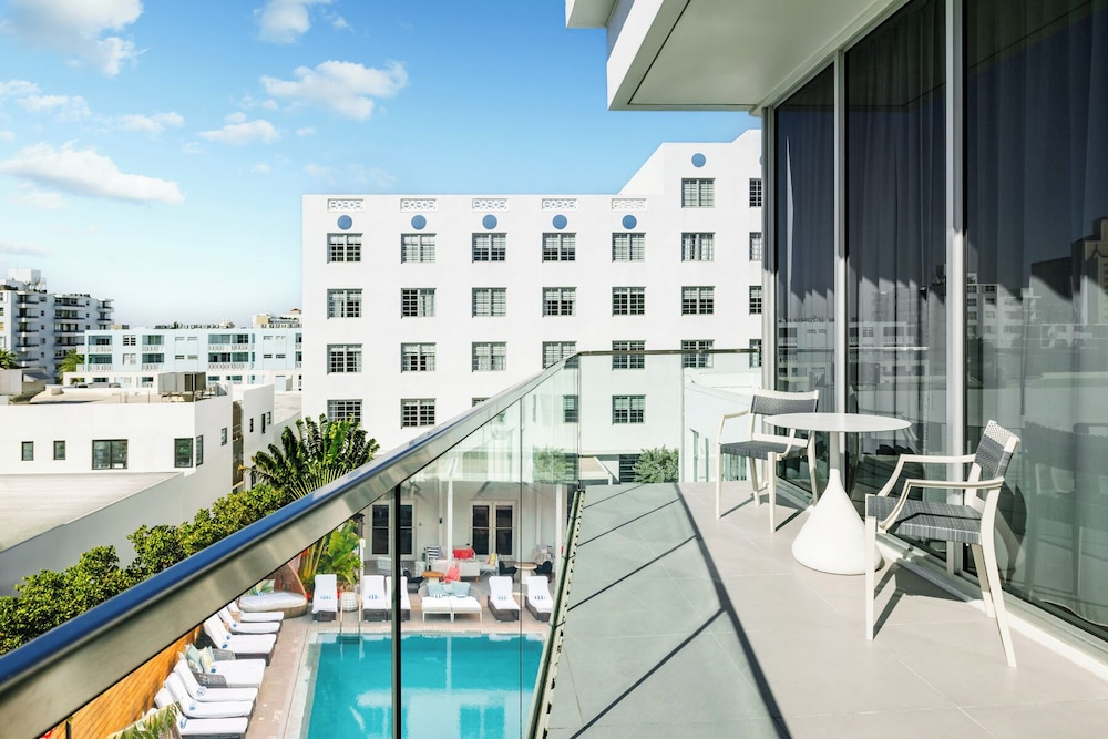 Superior Double Room, Terrace, Poolside - Photo 4