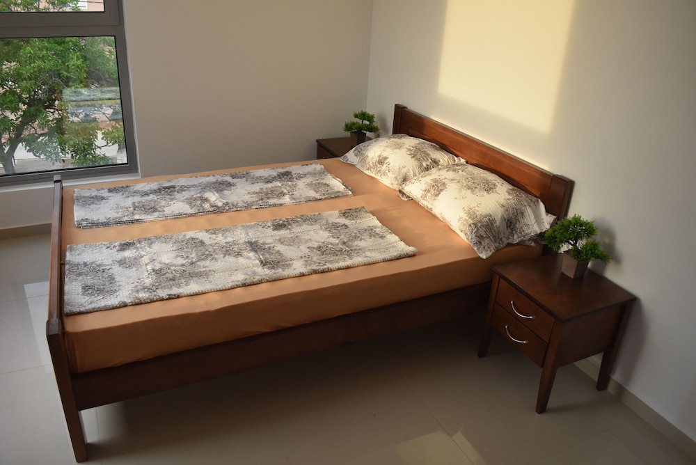 Exclusive Duplex, 2 Bedrooms, Balcony, Sea View