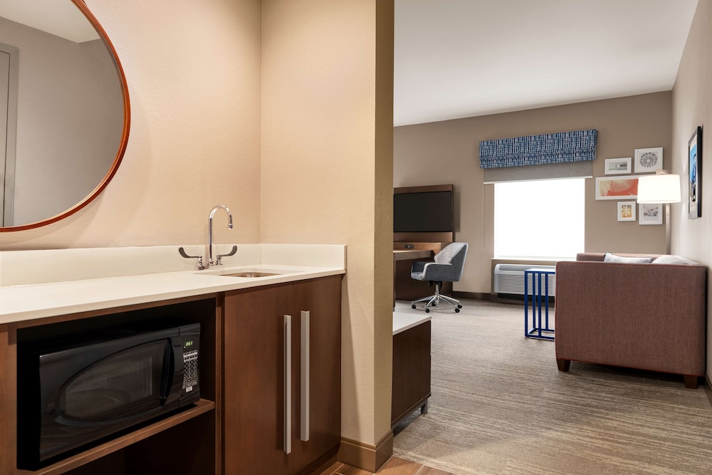 Room, 2 Queen Beds, Accessible, Bathtub - Photo 3
