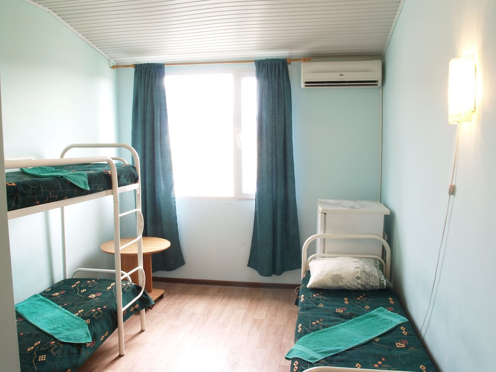 Bed In 3-Bed Mixed Dormitory Room