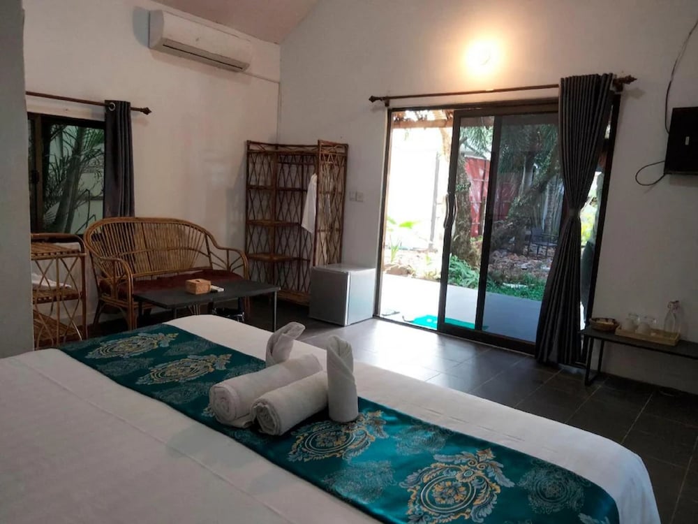 Deluxe Bungalow, 1 King Bed