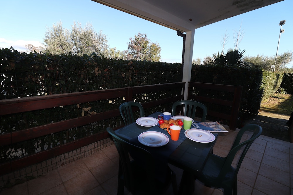 Bungalow, 1 Bedroom, Patio, Garden View