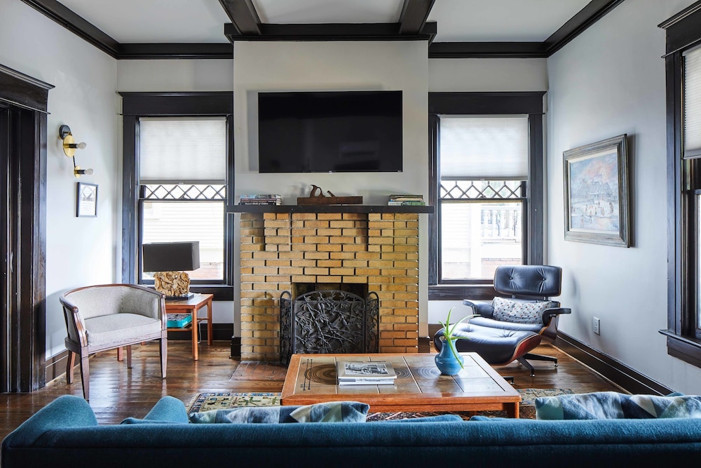Charles on 11th - Beautifully Restored Historic Southside Home Walkable Perfect for Groups, Billede 10