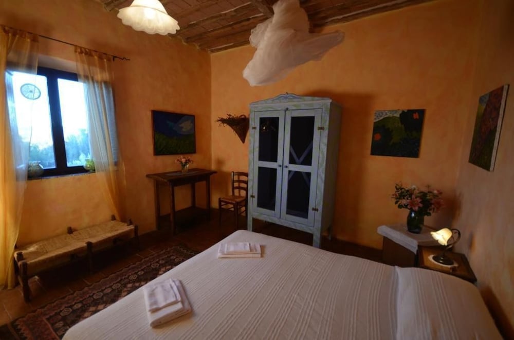 Double Room, Private Bathroom (Camera Delle Rose)