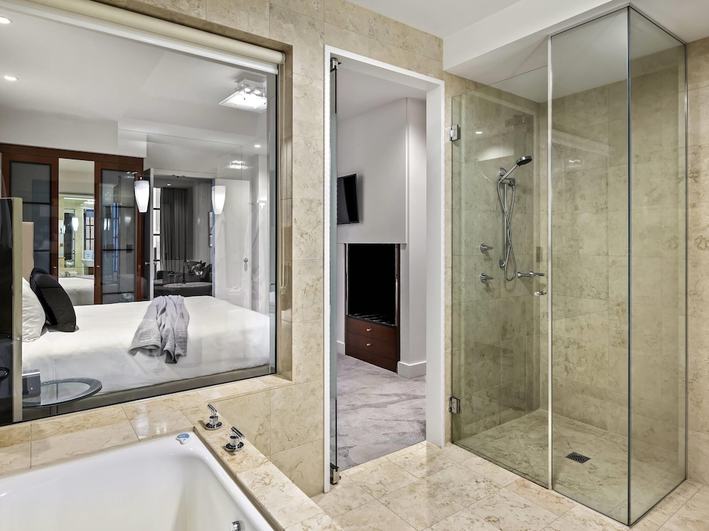 Peppers Deluxe Suite - Photo 3