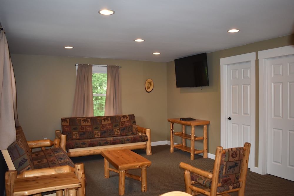 Standard Room, 3 Bedrooms, Non Smoking (Lakeside Deluxe Three Bedroom) photo 2