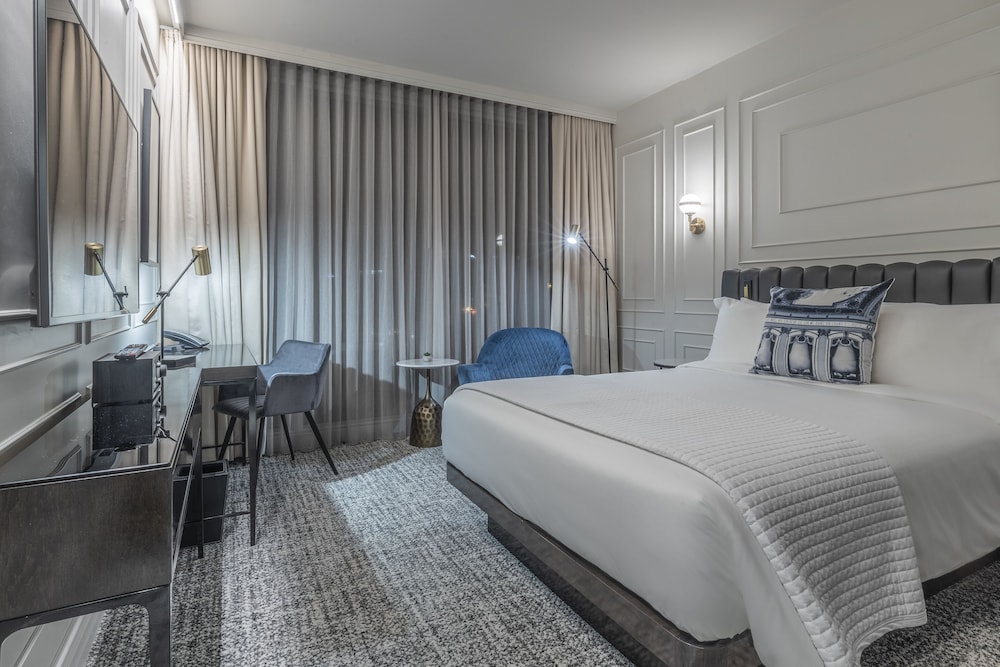 Room Citadine with Queen bed - Photo 1