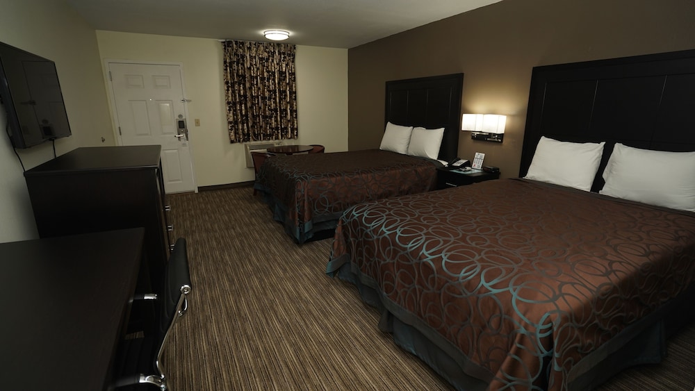 Standard Room, 2 Double Beds photo 1