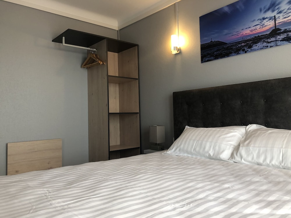 Standard Double Room, 1 Queen Bed, Sea View photo 3