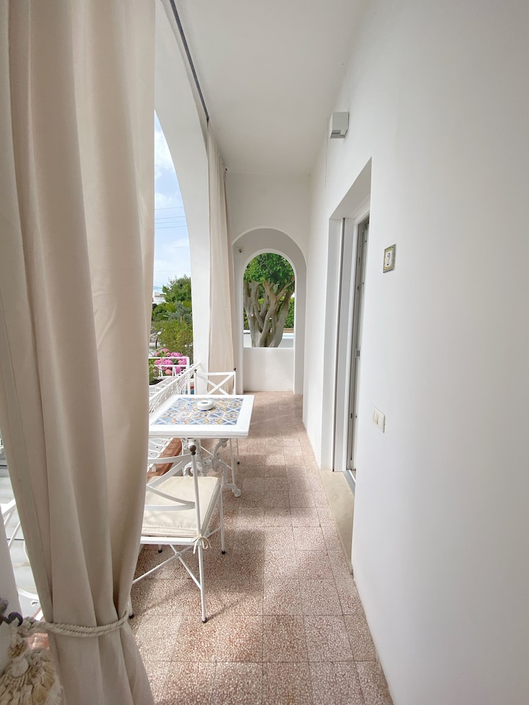 Superior Double Room, Ensuite (01. Camera Superiore)