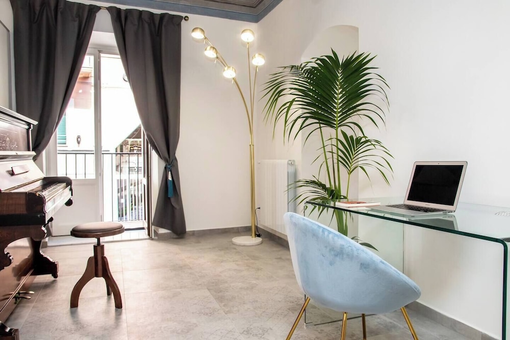 Deluxe Apartment, Balcony, City View