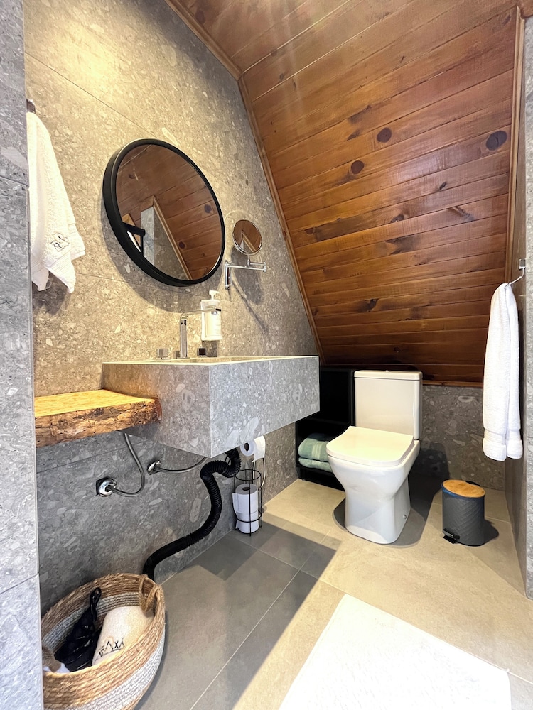 Luxury Cabin, Garden View photo 3