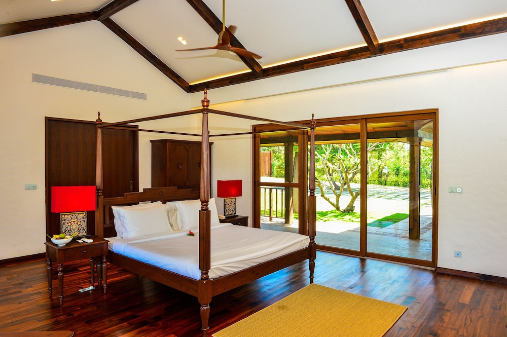 Deluxe Villa, 2 Bedrooms, Garden View, Beachside