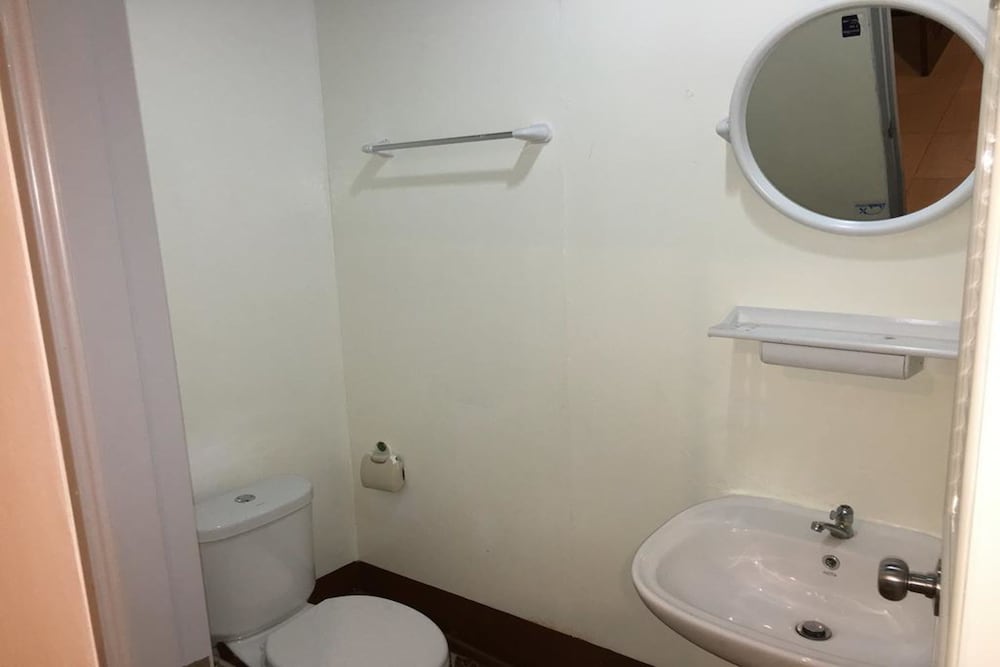 Standard Twin Room photo 2