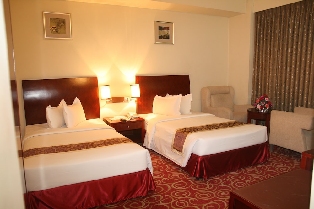 Deluxe Twin Room, 1 Bedroom, Accessible, Non Smoking photo 3