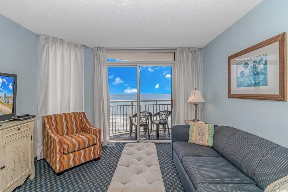 Signature Condo, 2 Bedrooms, Beach View, Beachfront