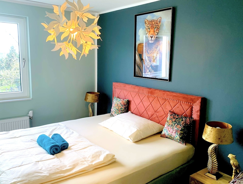 Design Condo photo 1