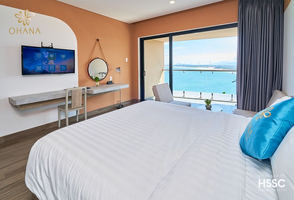 Deluxe Ocean View Double with Balcony - Photo 3