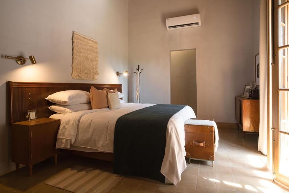 Junior Suite, 1 King Bed (Balcony Or Terrace)