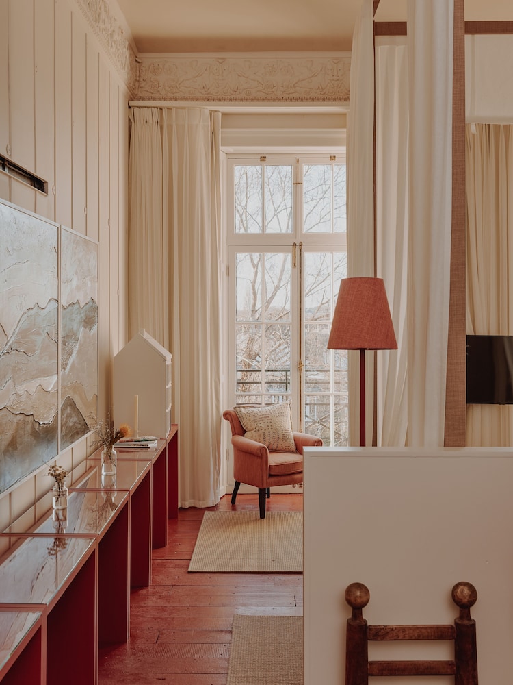 Suite (The Bootham) photo 2