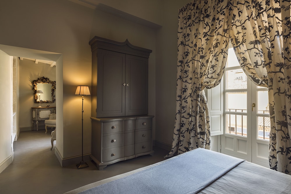 Deluxe with Private Terrace photo 3