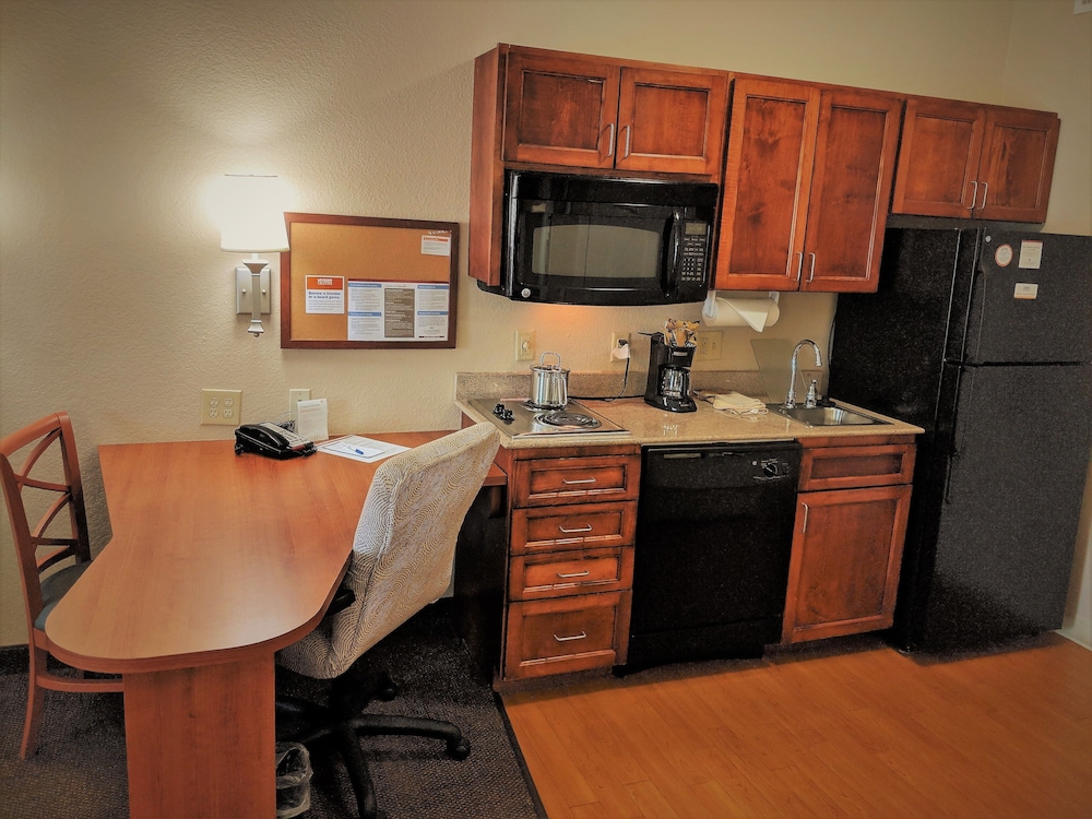 Studio Suite, 2 Double Beds - Photo 5