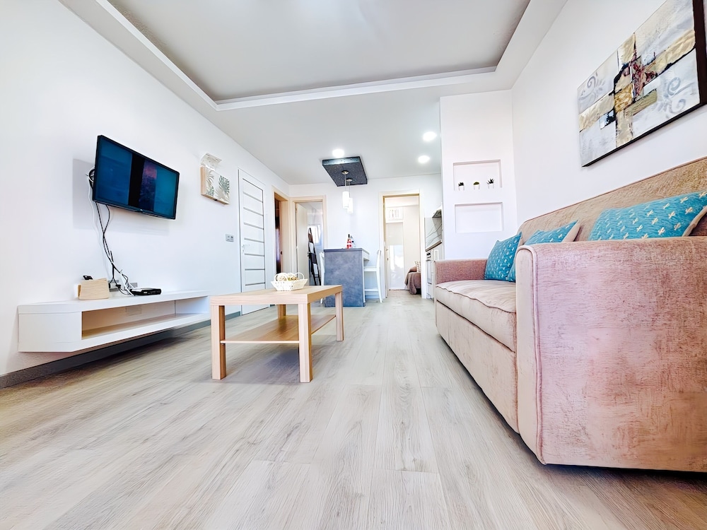 Apartment, 2 Bedrooms, Terrace, Garden View