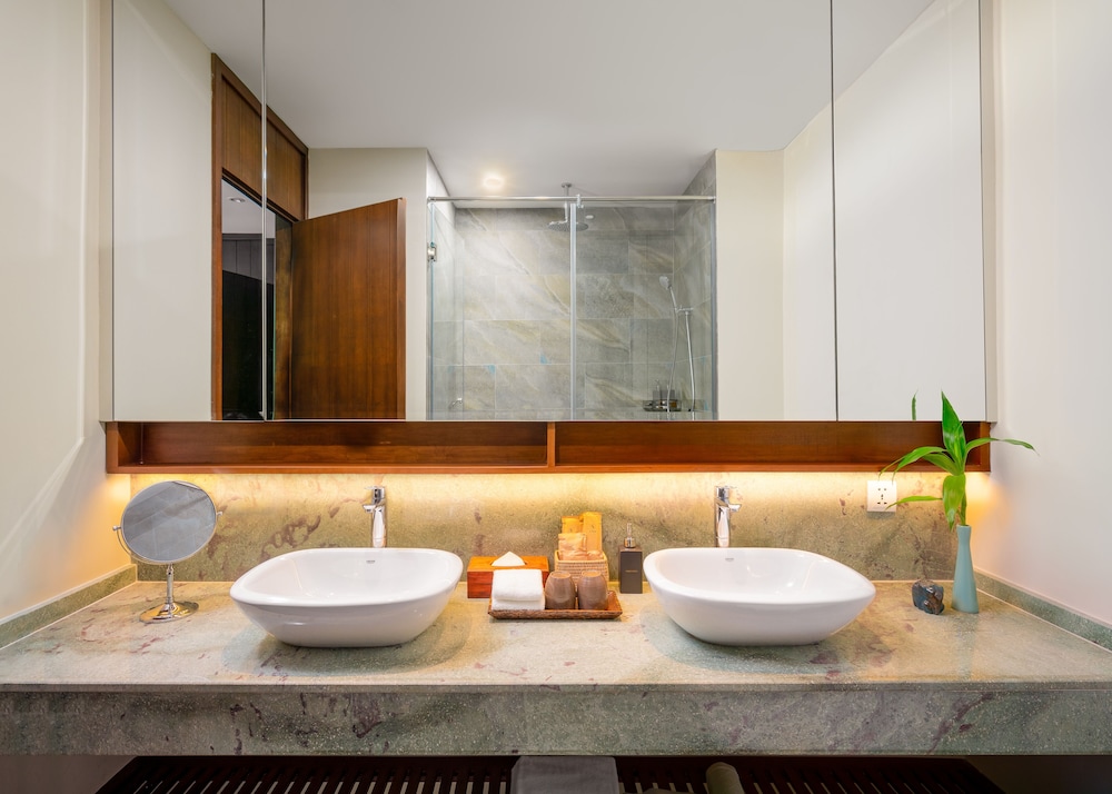 Suite, 1 Bedroom (King) - Photo 6