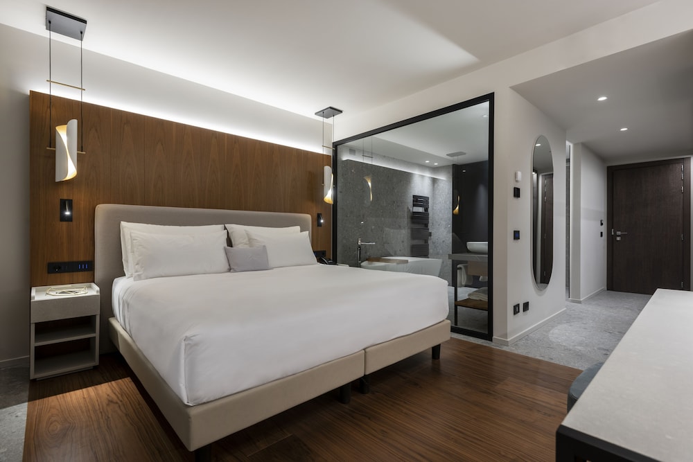 Junior Suite, Balcony, Lake View (Albus) photo 3