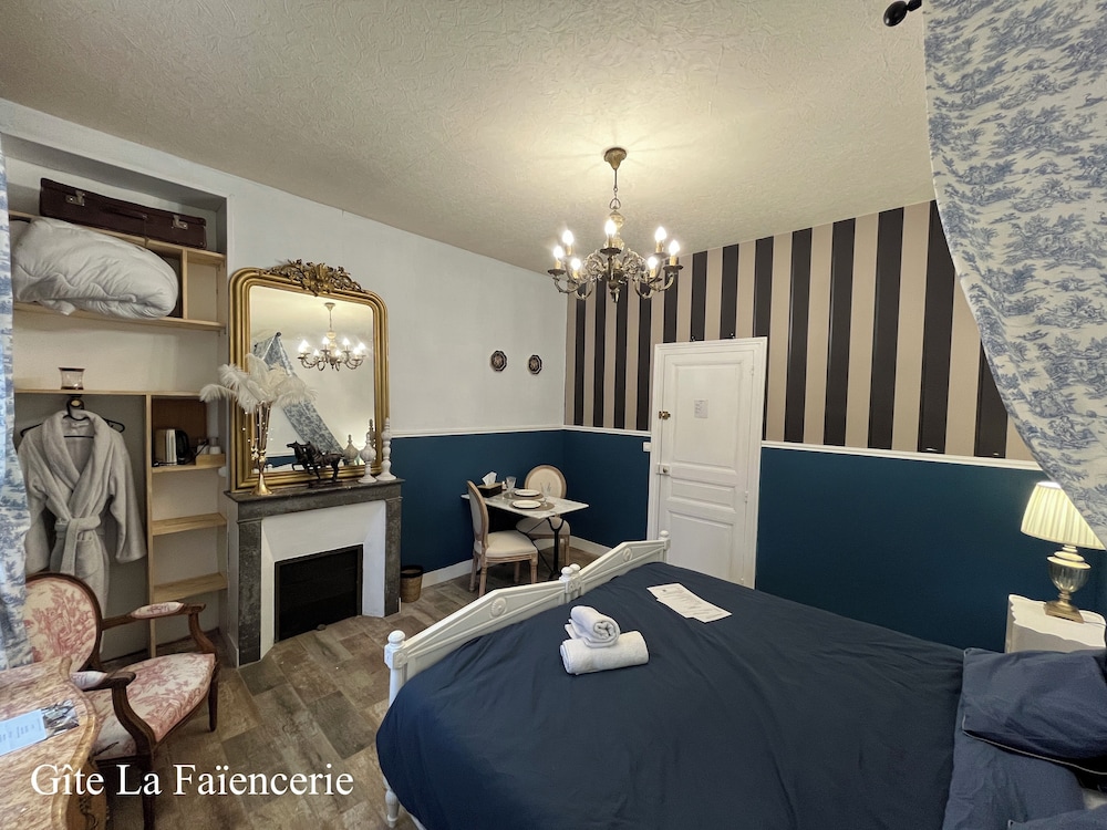 Deluxe Apartment photo 2
