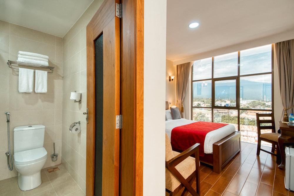 Deluxe Double Room, Balcony, Mountain View - Photo 8