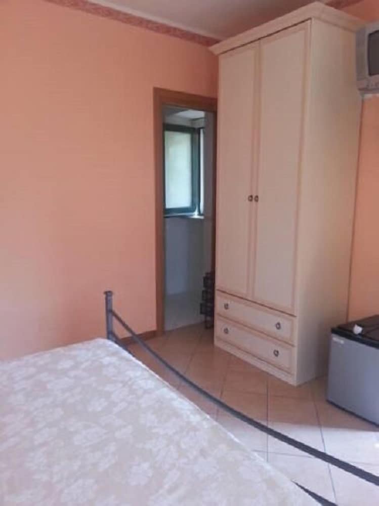 Basic Room photo 3