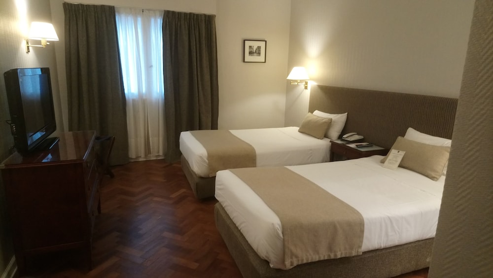 Triple Room, 3 Twin Beds photo 2
