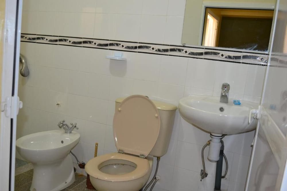 Deluxe Triple Room, 3 Twin Beds, Mountain View photo 2