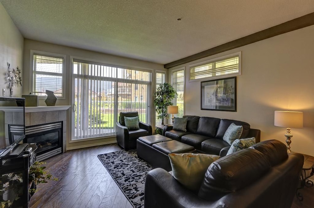 Family Condo, 2 Bedrooms photo 3