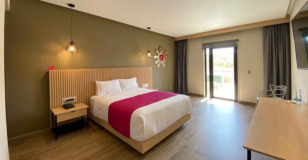 Standard Room photo 2