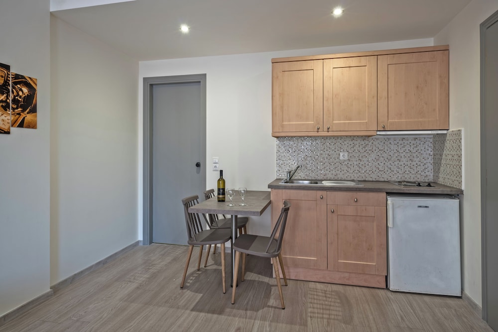 Superior Studio Suite photo 3