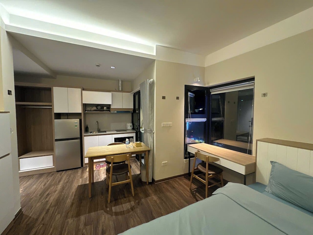 Panoramic Studio Suite, 1 Bedroom, Kitchen, City View