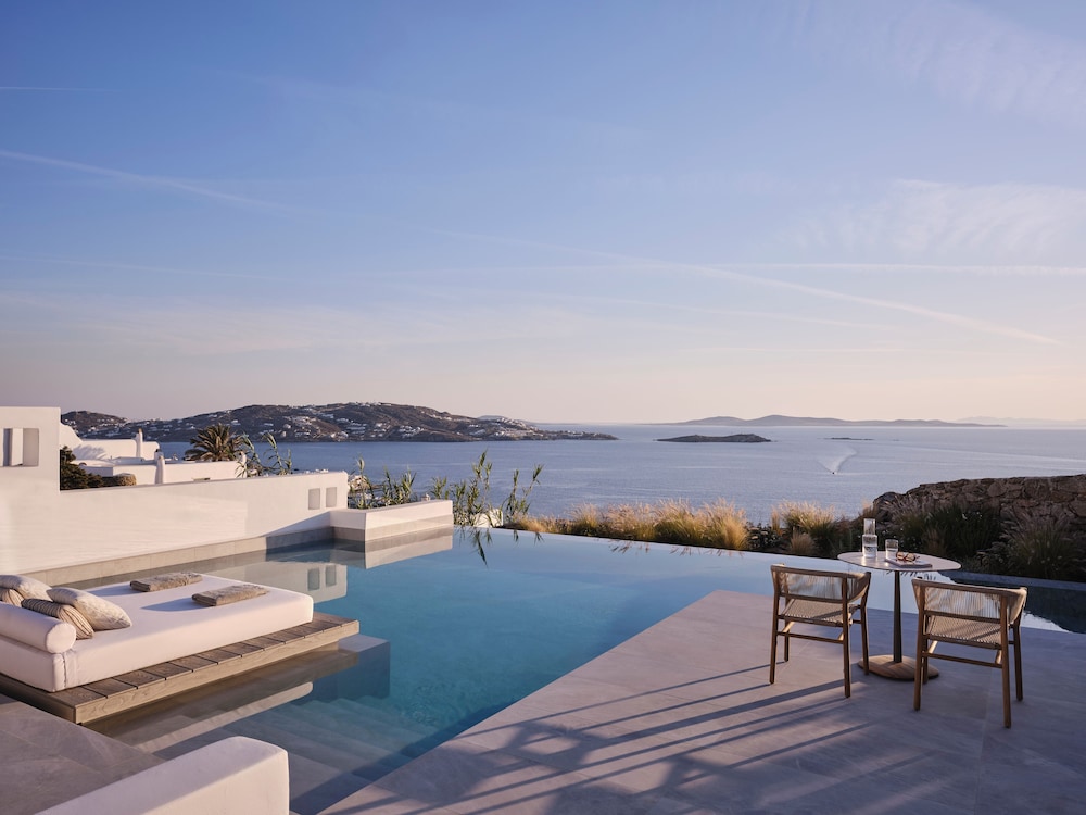 OMEGA 2 Bedrooms Residence with Private Pool & Sea View - Photo 5