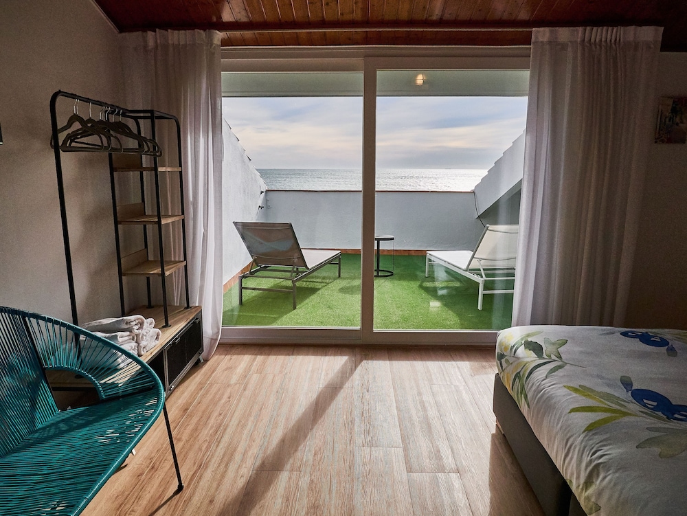 Superior Studio Suite, Beach View
