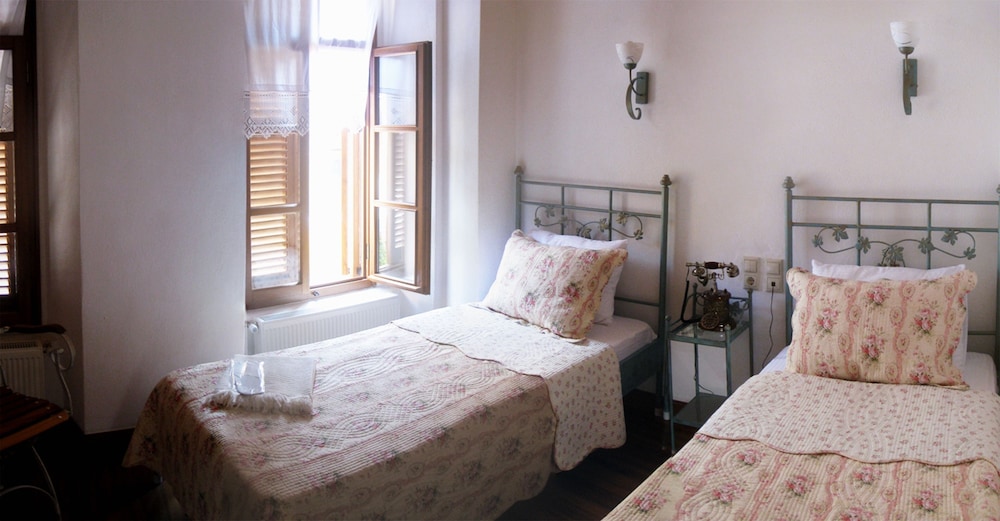 Deluxe Twin Room, 2 Twin Beds, City View photo 1