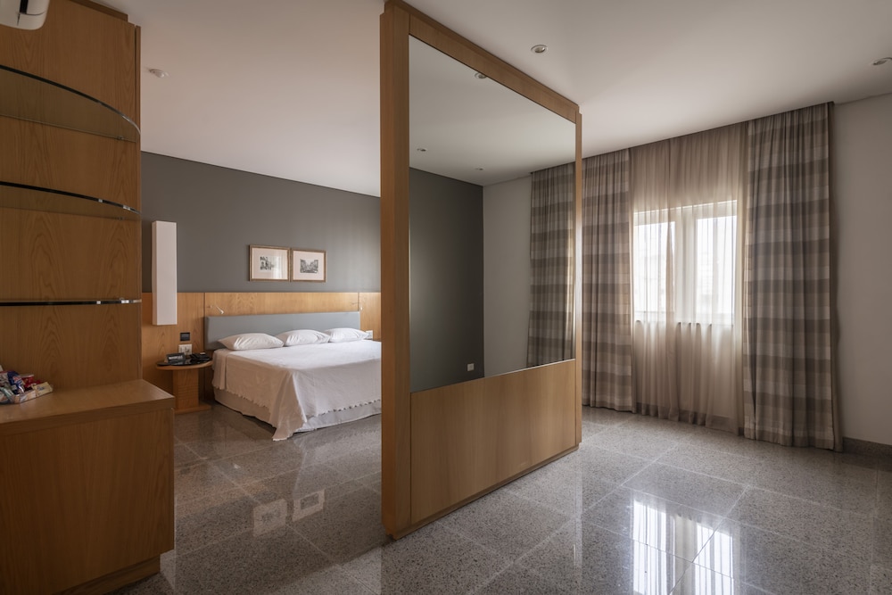 Suite Master - Photo 3