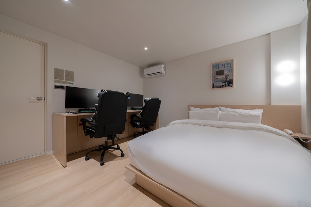 City Double Room photo 2
