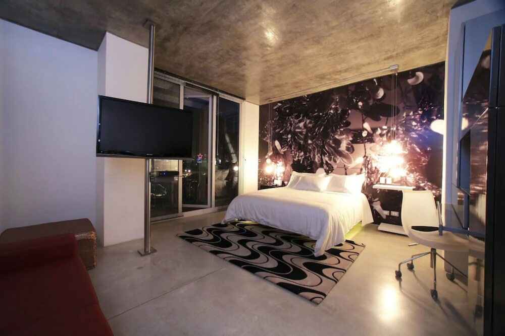 Premium Suite