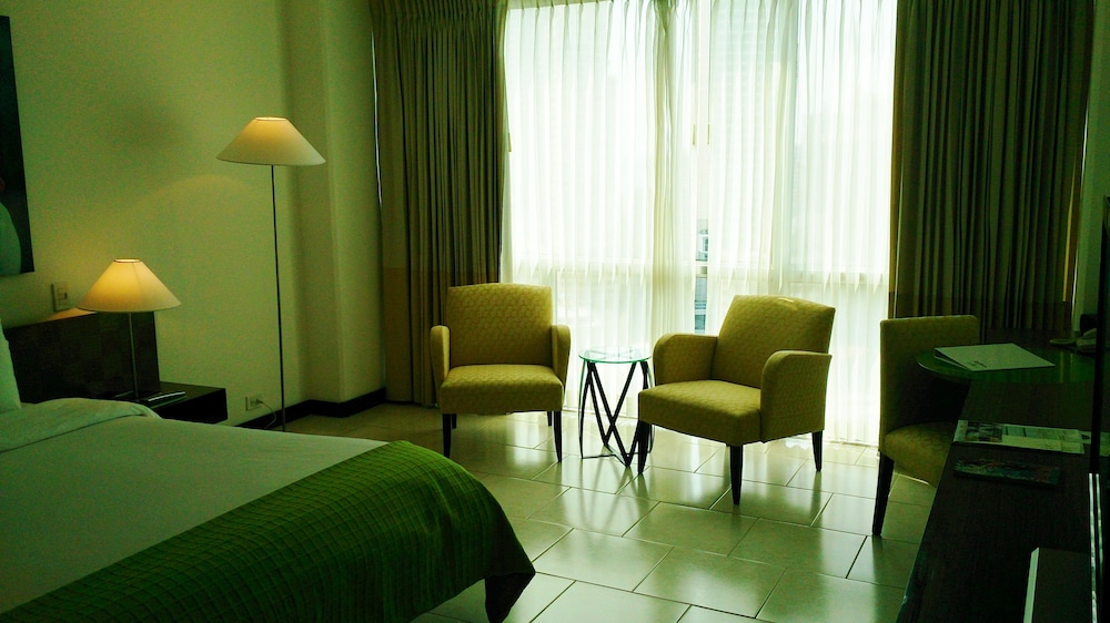 Junior Suite, 1 King Bed - Photo 18