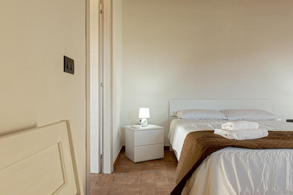 Villa photo 1
