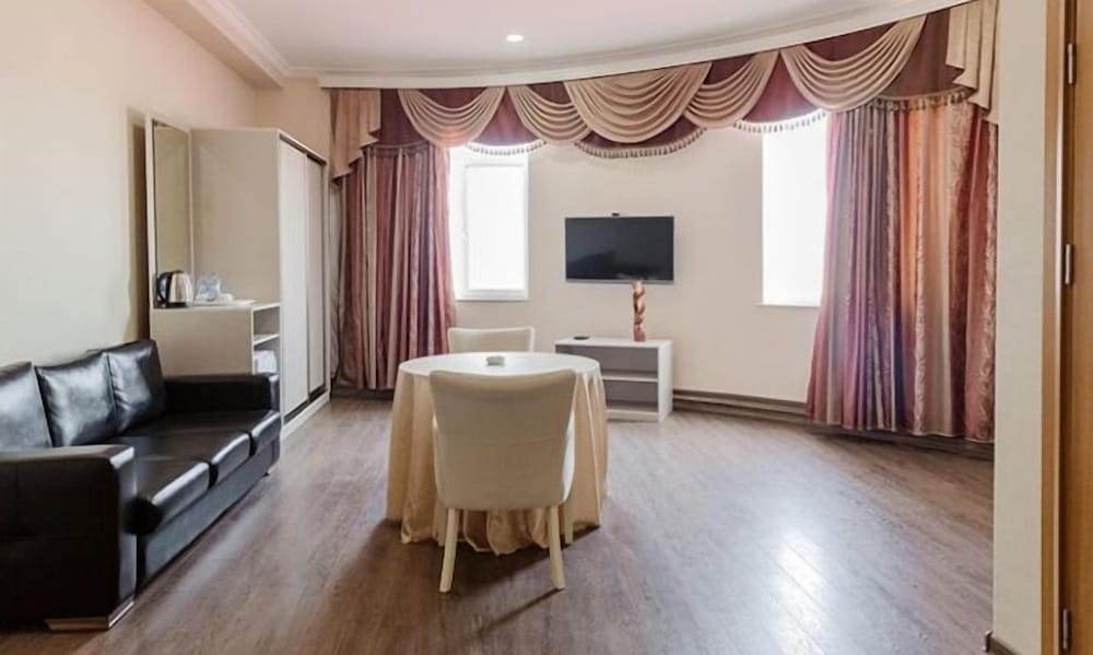 Studio Suite