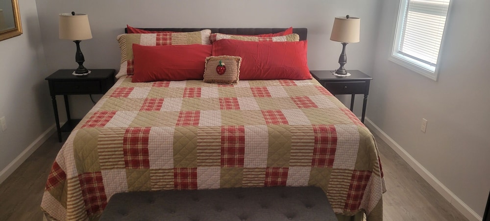 Superior Studio, Ensuite (Apple Orchard Suite) photo 1